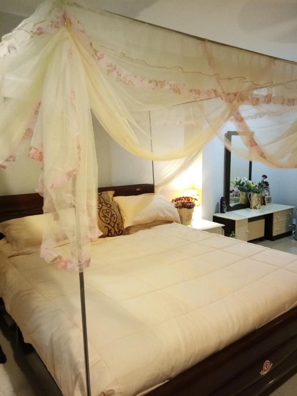 Thai Castle Resort Ban Thap Sila Exterior photo